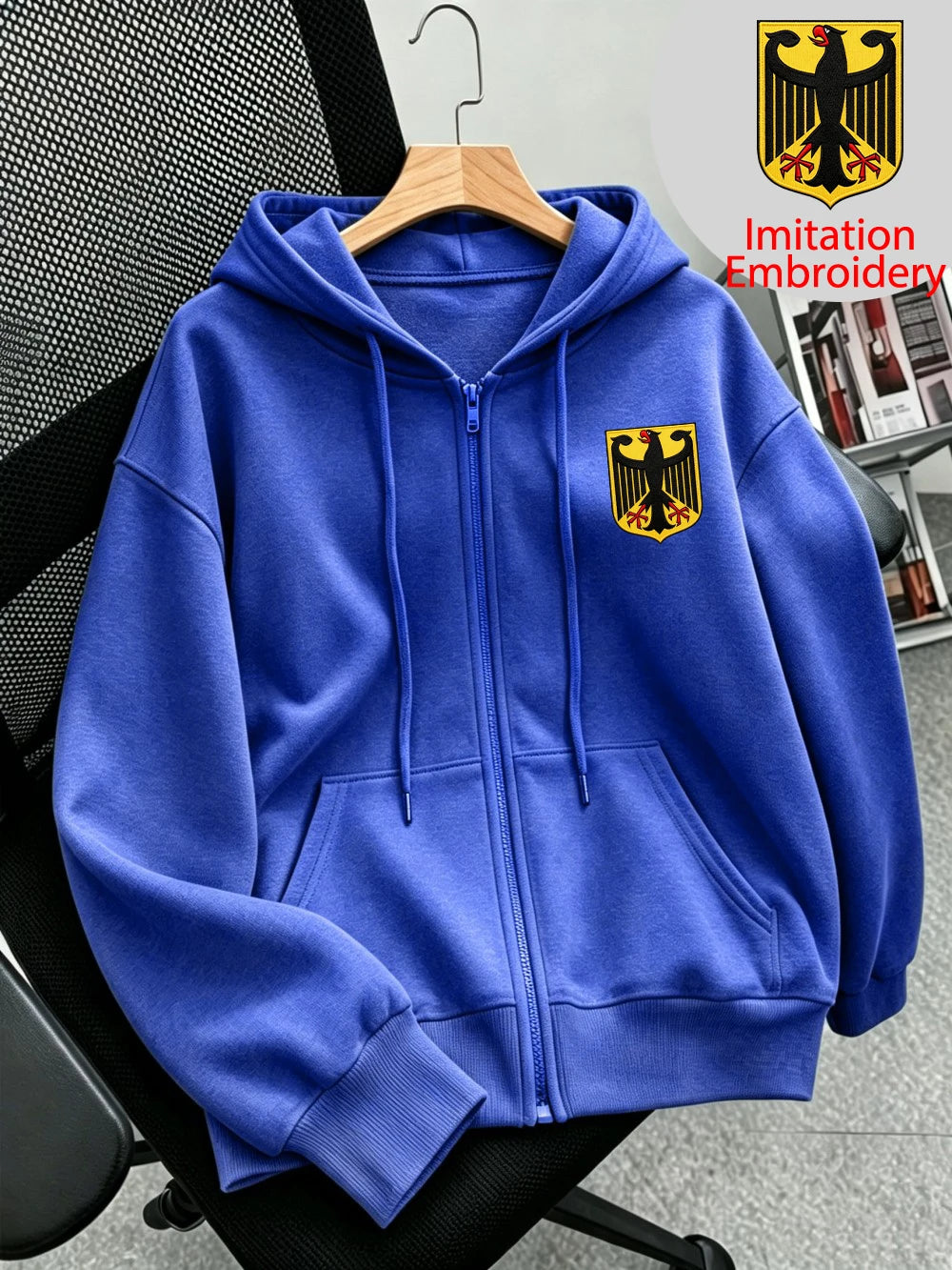 Veste à capuche zippée imprimée Basics Germany pour femmes