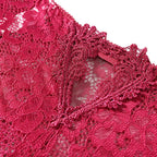 String sexy en dentelle brodée pour femmes