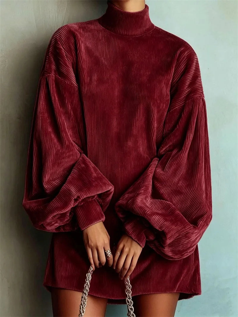 Robe courte en velours côtelé à col roulé pour femme