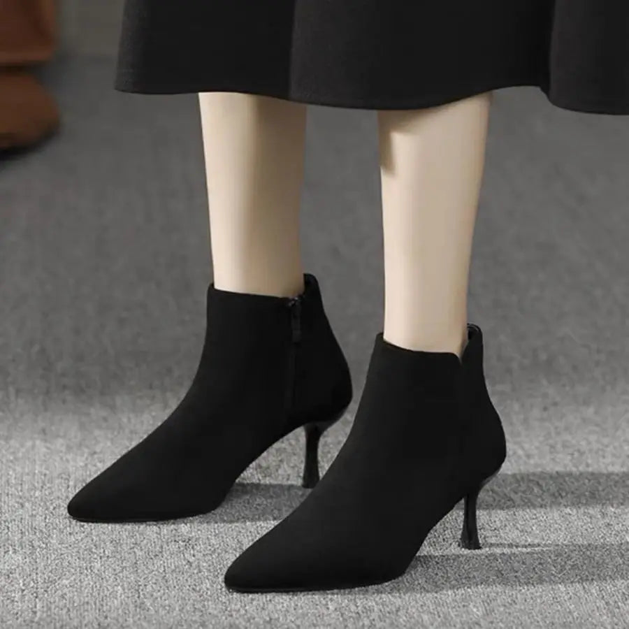 Bottines à talons hauts en velours noir pour femmes