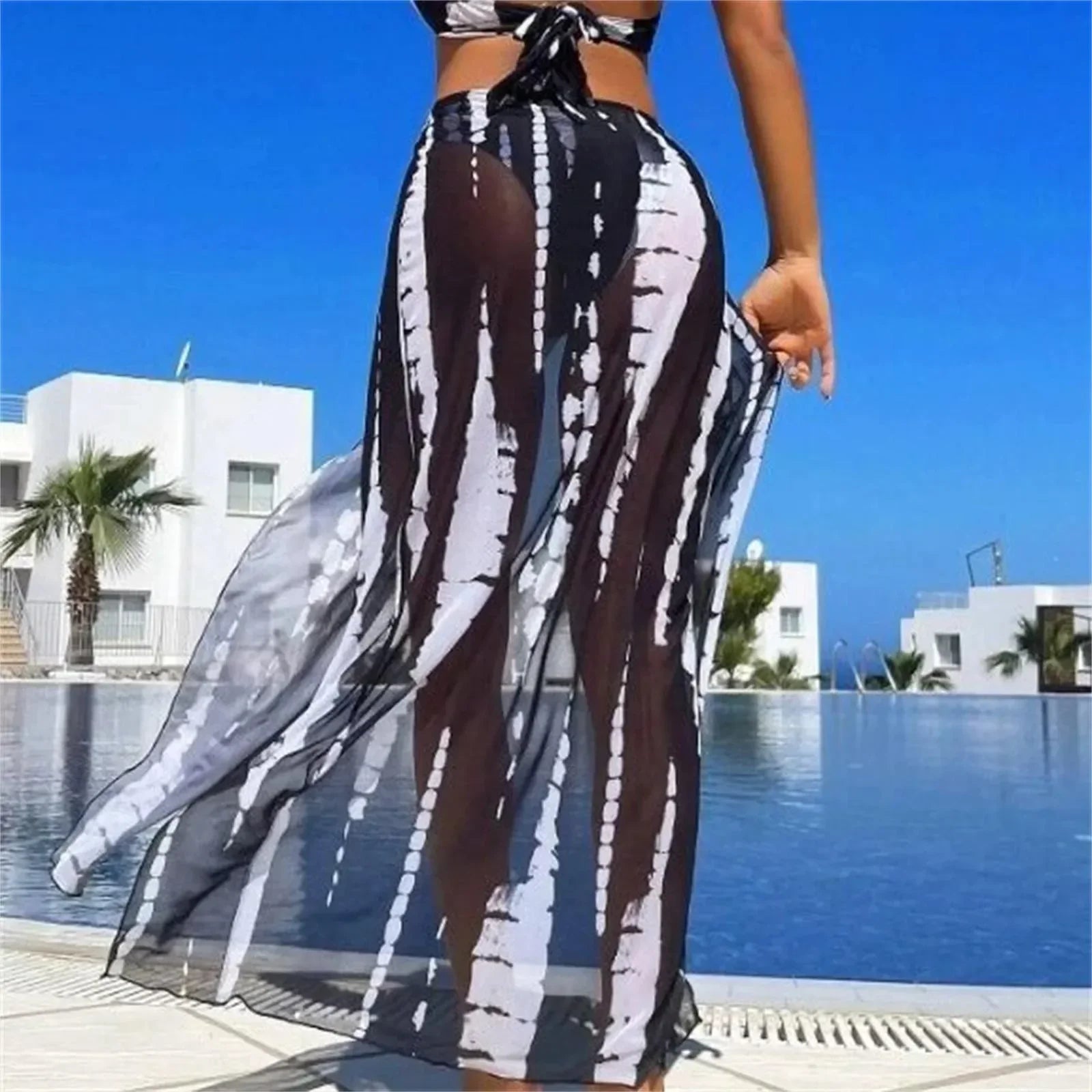 Maillot de bain noir trois pièces pour femmes