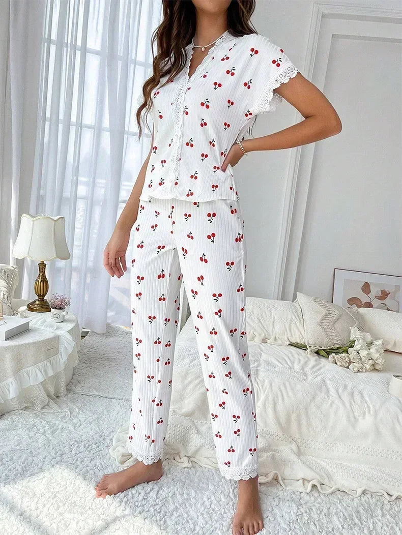 Pyjama 2 Pièces Femme – Cerises et Dentelle