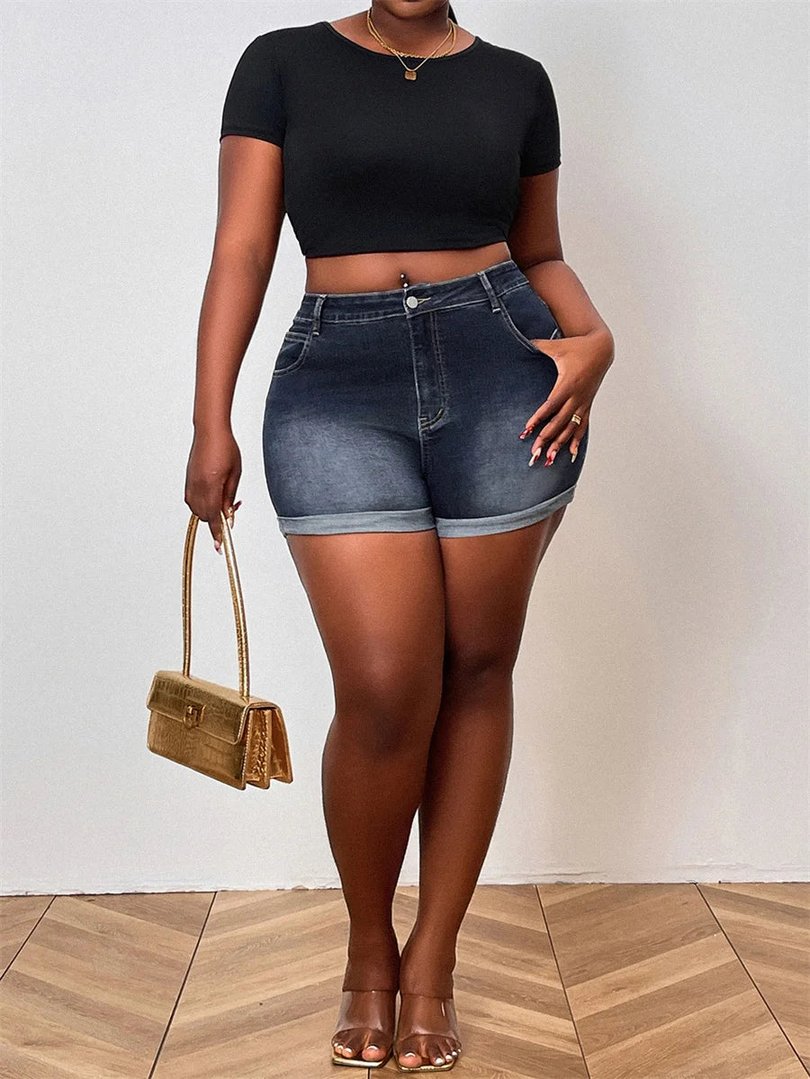 Short en jean grande taille style rétro américain à ourlet roulé pour femmes