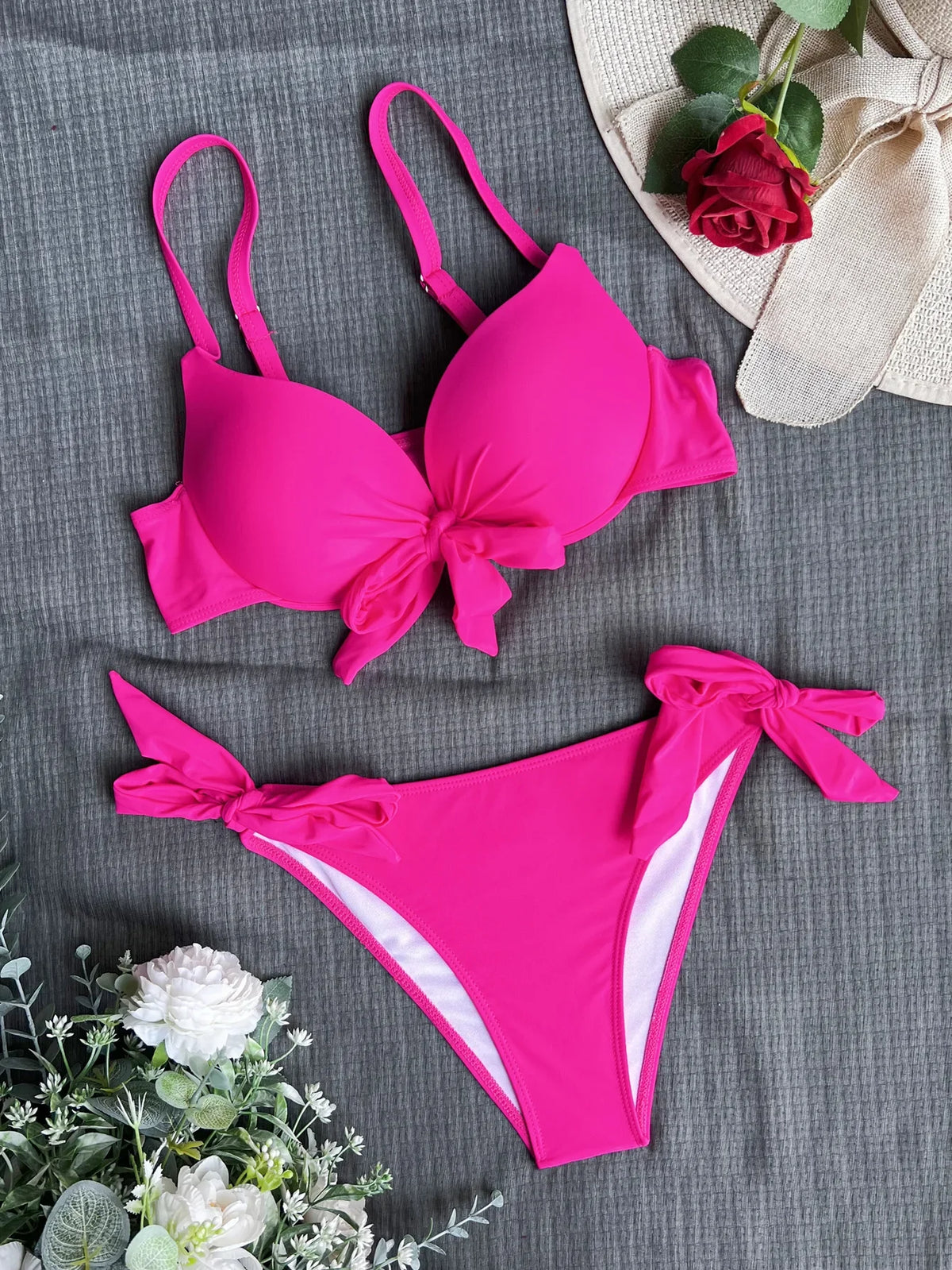 Maillot de bain deux pièces avec nœud papillon pour femmes