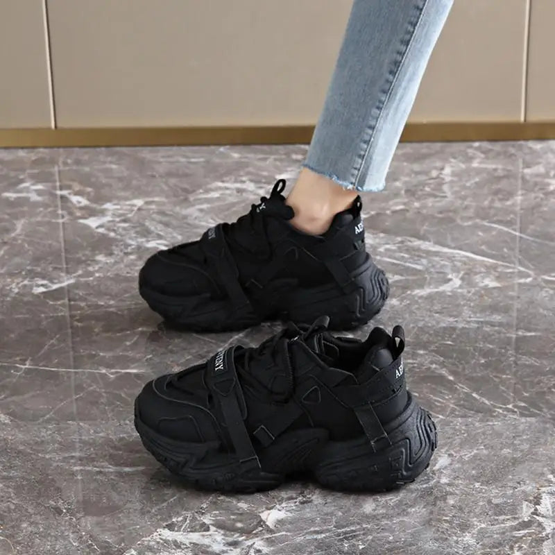 Baskets entièrement en cuir pour femmes