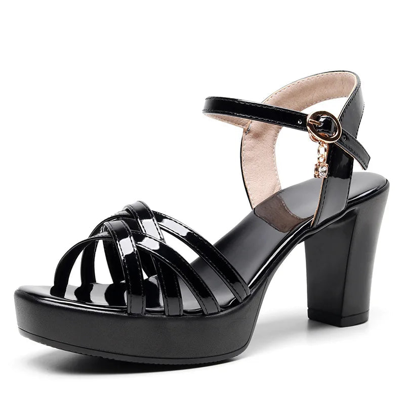 Sandales à talons hauts et bande étroite pour femmes
