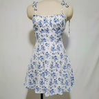 Robe courte à bretelles florale pour femmes