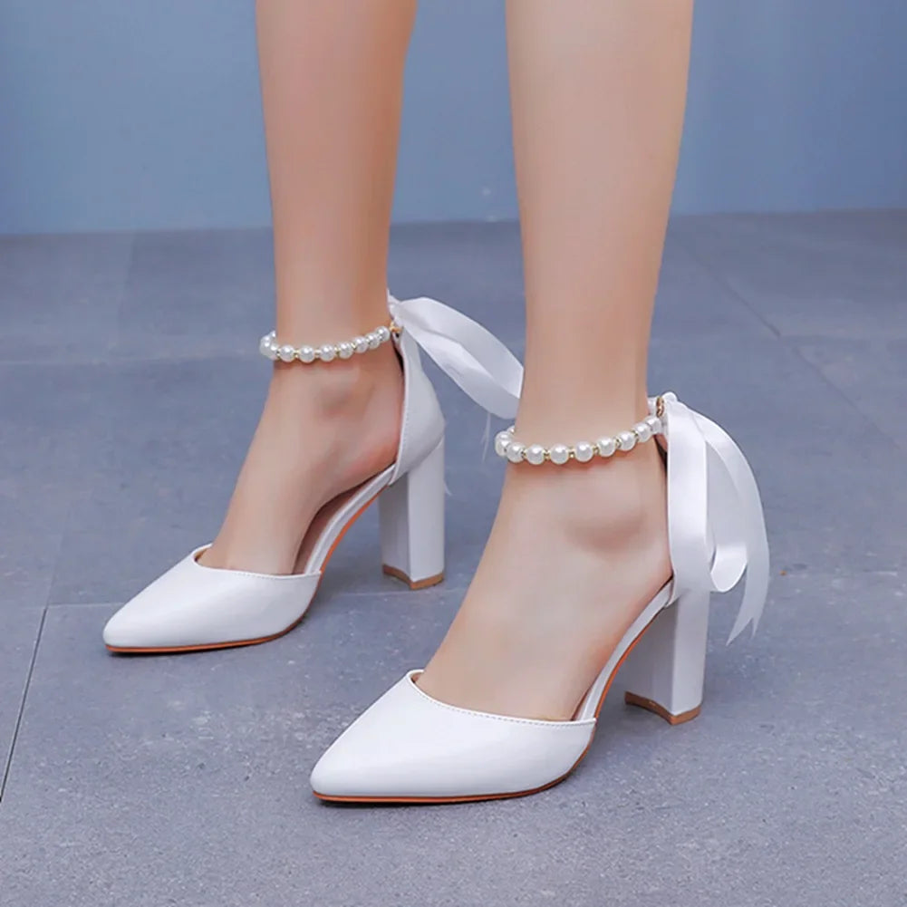 Sandales pointues en cuir pour femmes