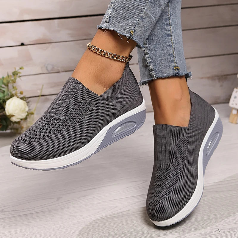 Baskets à semelles compensées en tricot respirant pour femmes