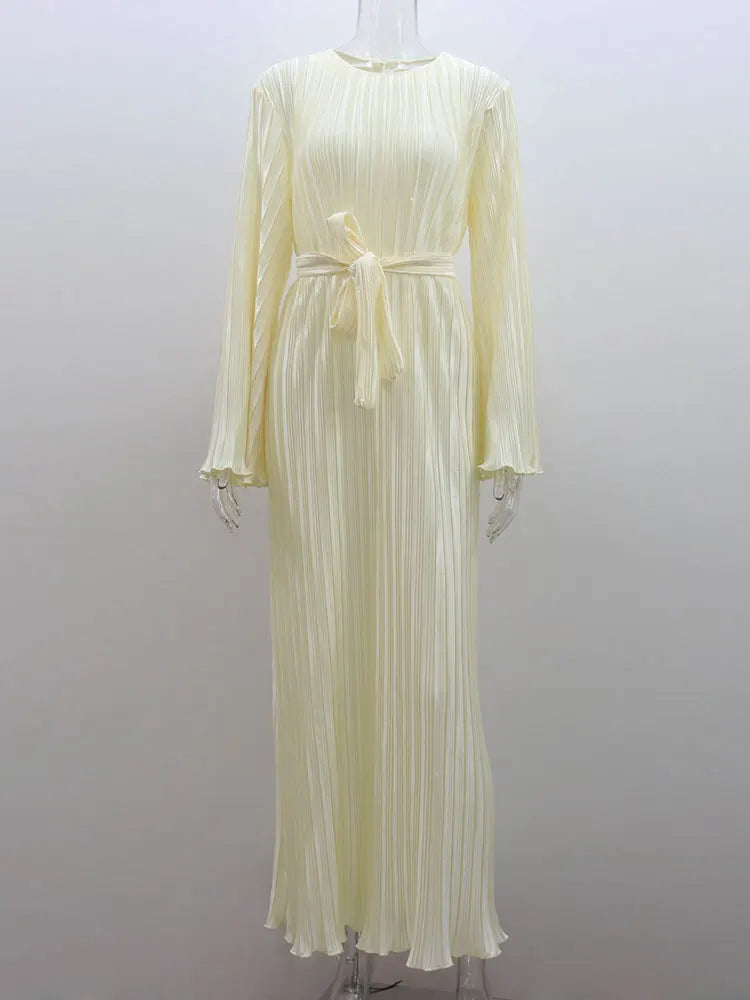 Robe Longue Femme – Volants, Laçage et Manches Évasées