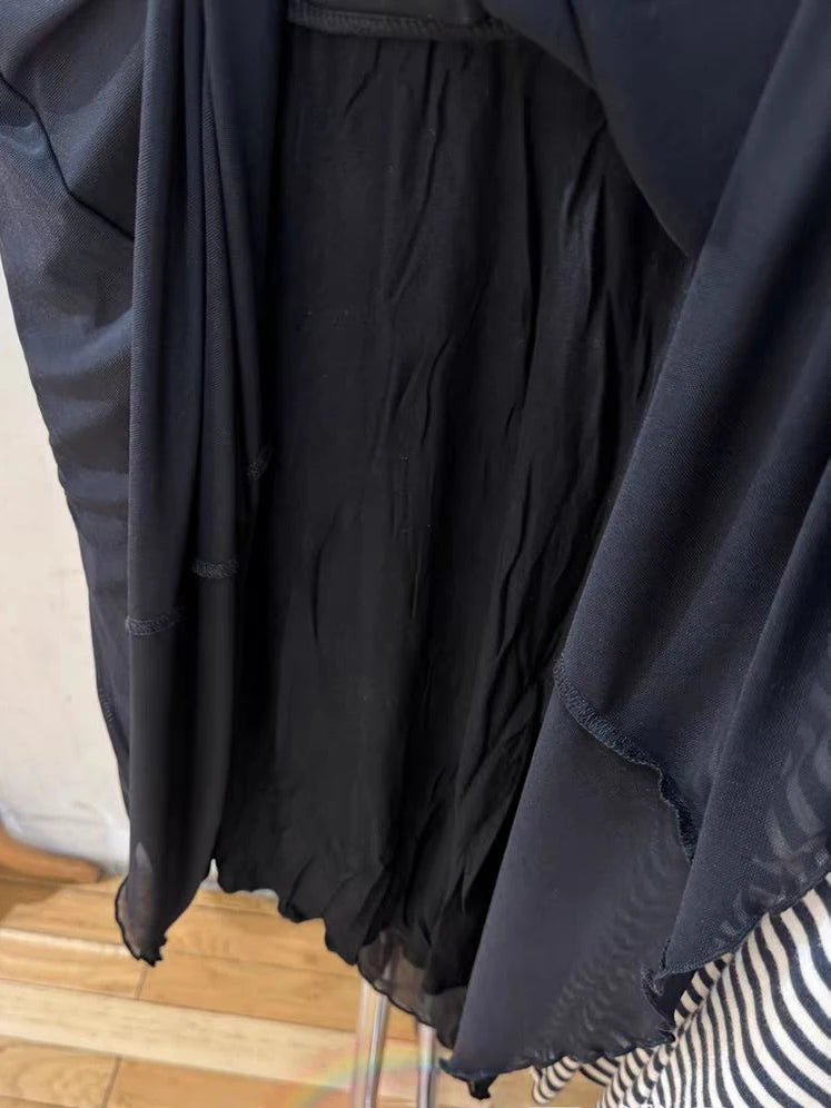 Jupe en maille noire à ourlet champignon pour femmes