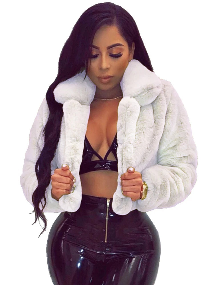 Manteau court en fausse fourrure pour femmes