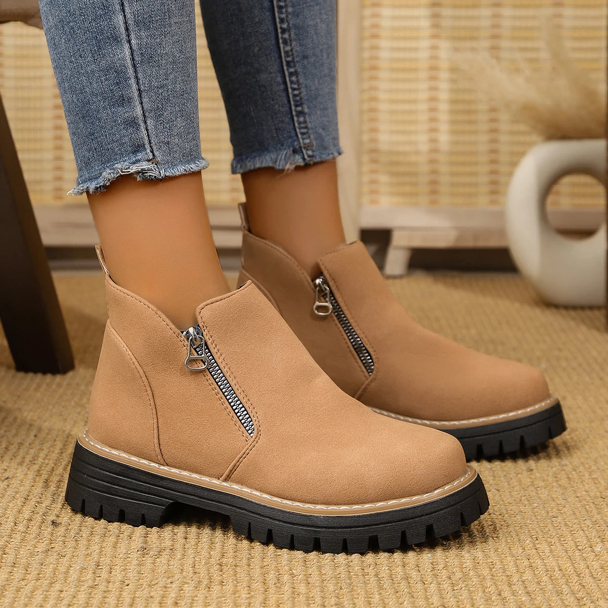 Bottines à semelle épaisse pour femmes
