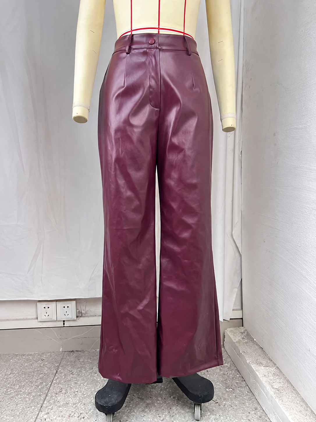 Pantalon bordeaux taille haute, vue 5